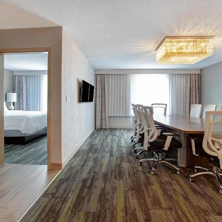 The Landing Hotel & Conference Centre St. Paul Exterior photo